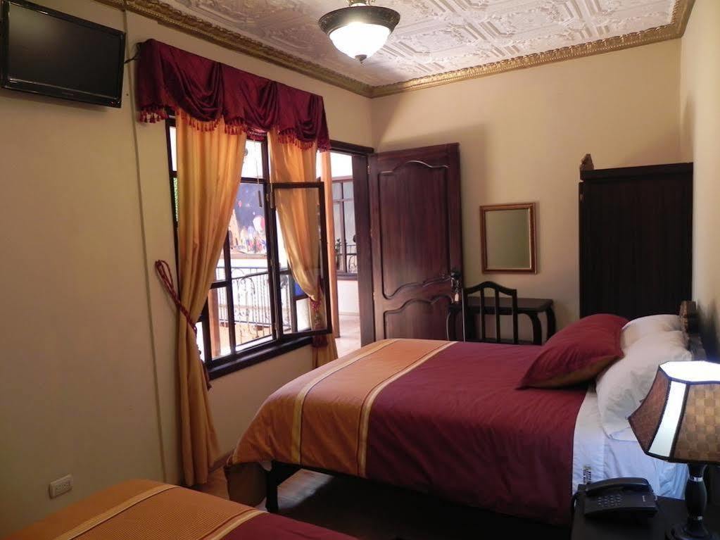 Hotel Vieja Mansion Cuenca Exterior photo